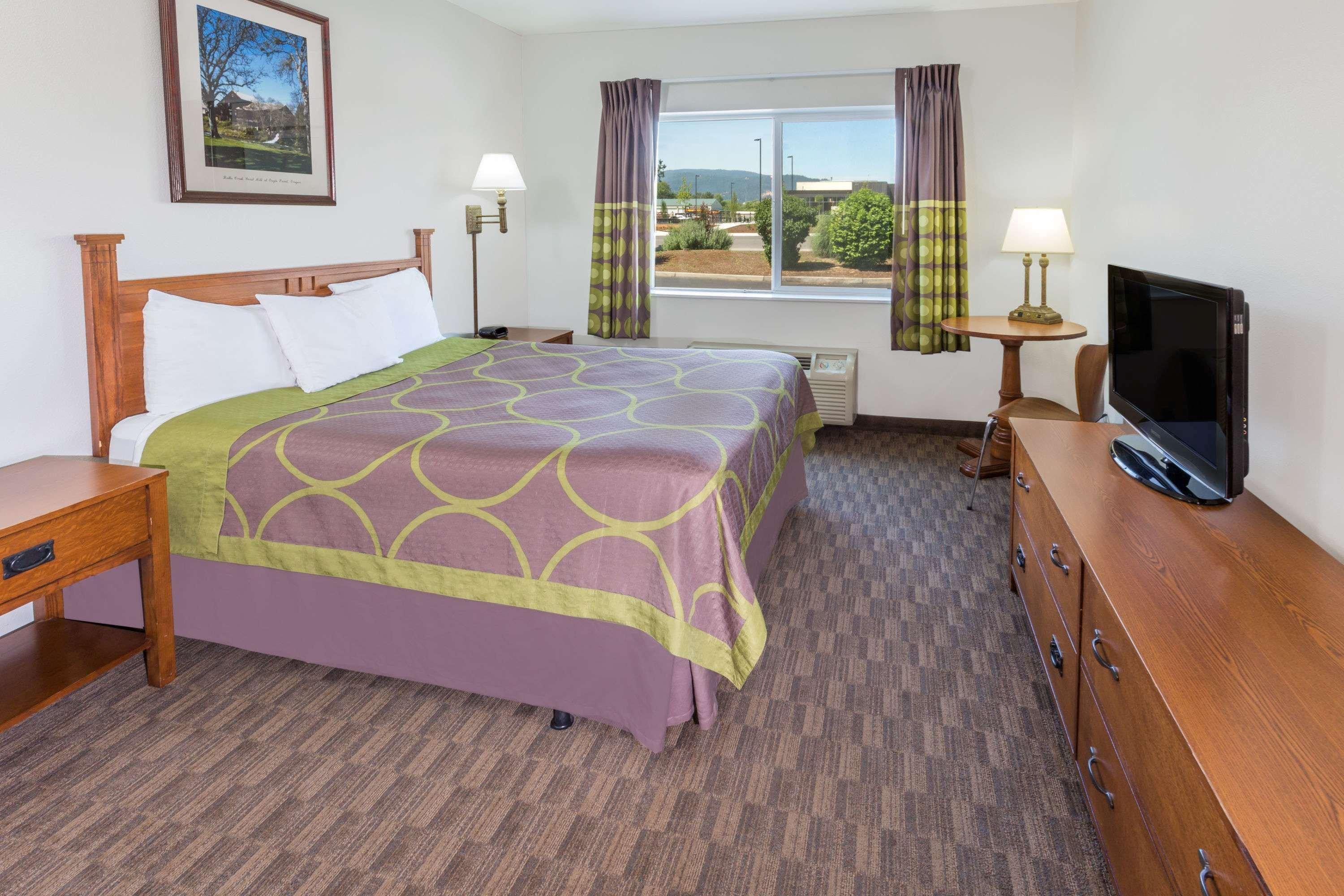 סנטרל פוינט Super 8 By Wyndham Central Pt Medford מראה חיצוני תמונה