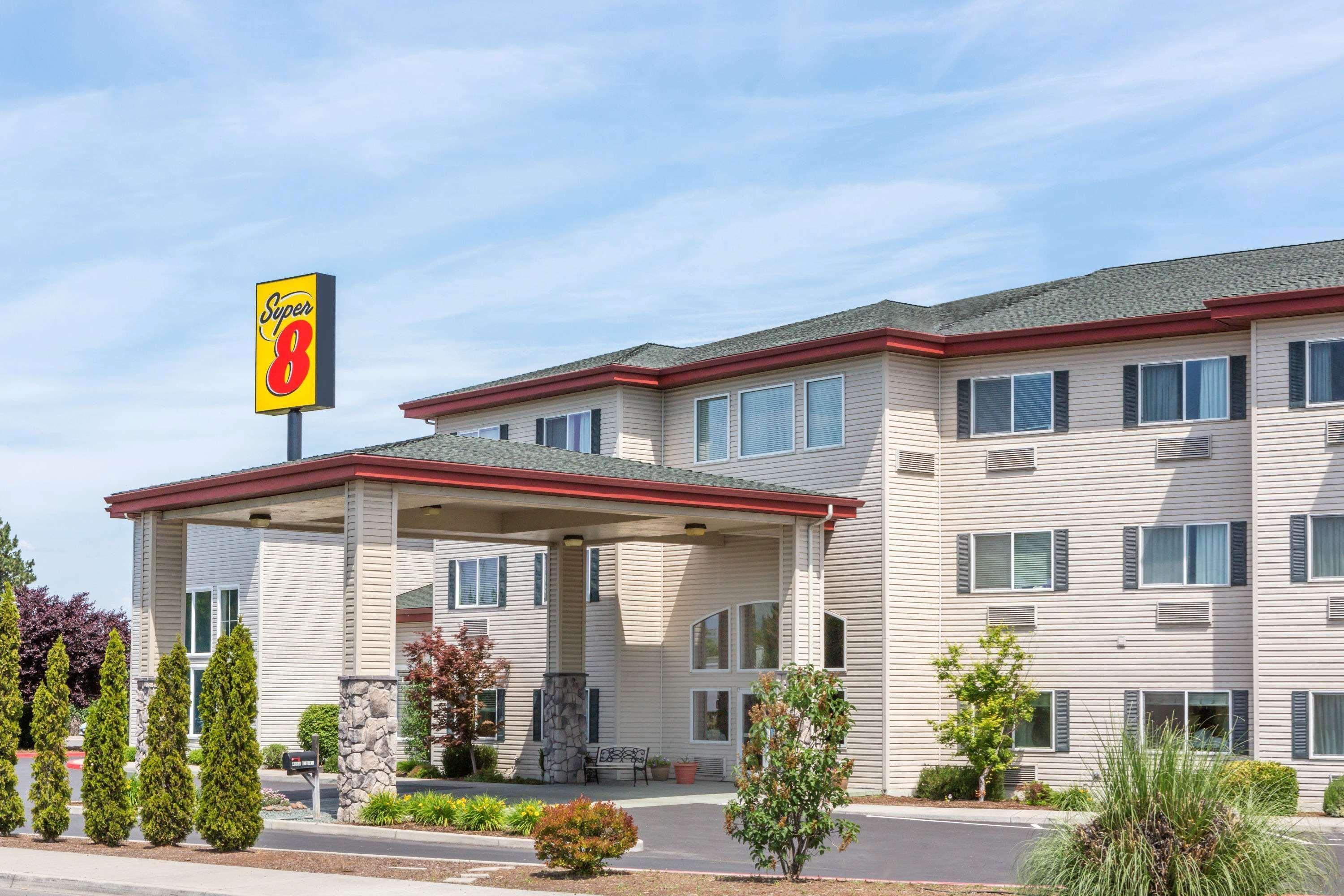 במוטל סנטרל פוינט Super 8 By Wyndham Central Pt Medford מראה חיצוני תמונה