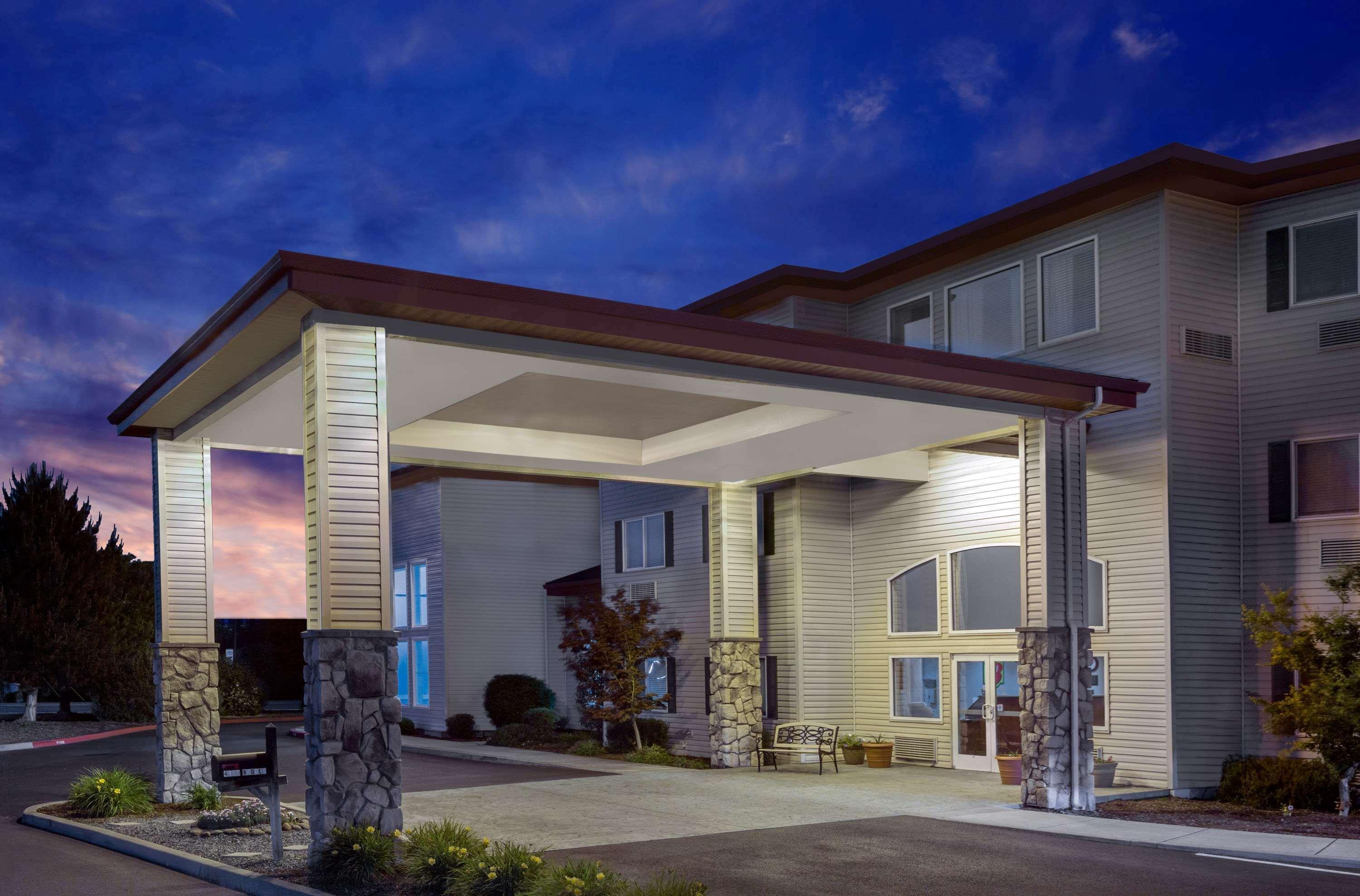סנטרל פוינט Super 8 By Wyndham Central Pt Medford מראה חיצוני תמונה
