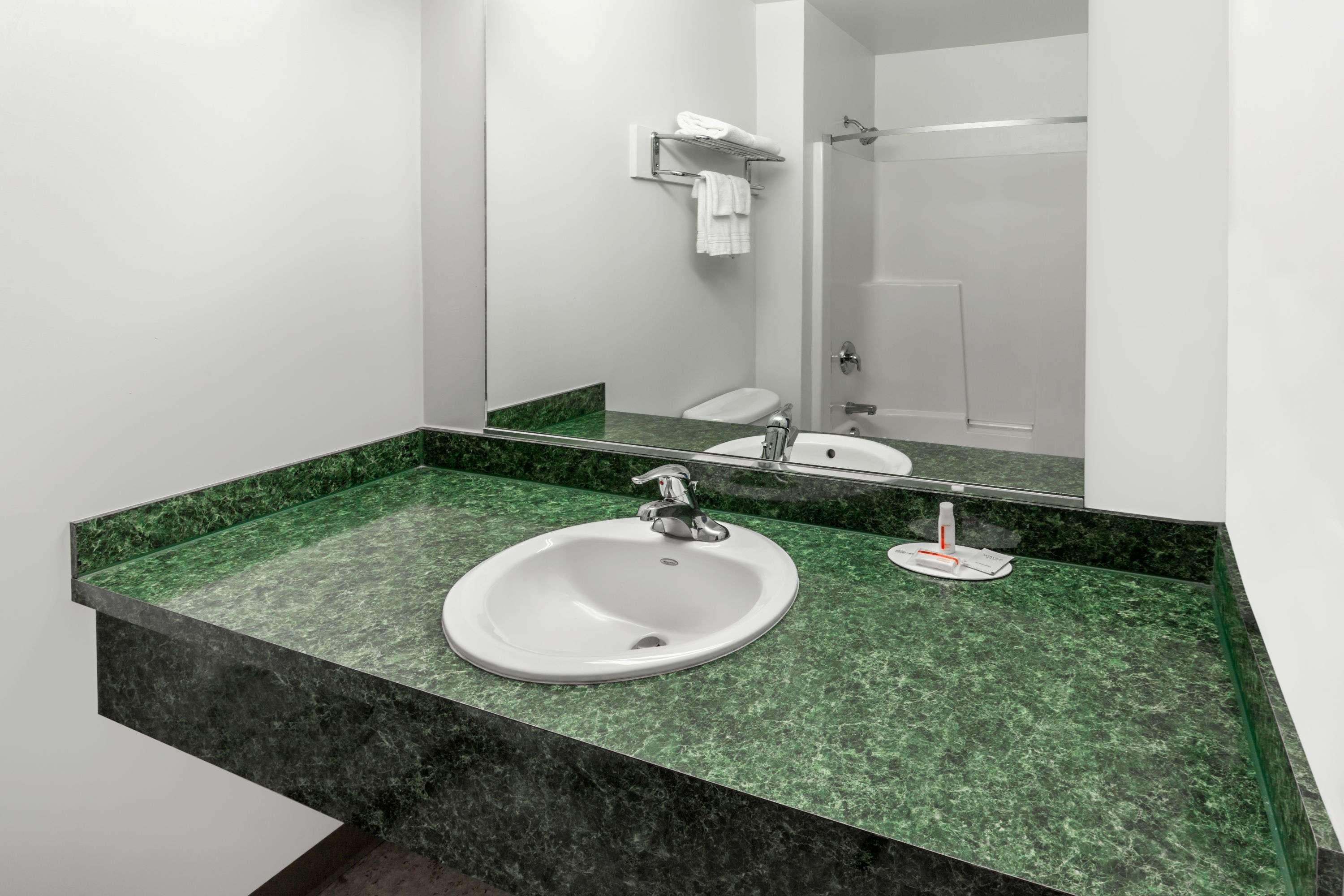 סנטרל פוינט Super 8 By Wyndham Central Pt Medford מראה חיצוני תמונה